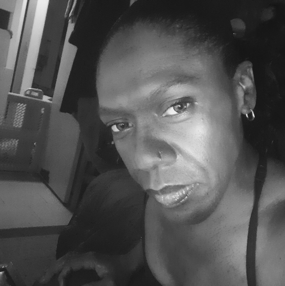 Meet your Posher, Paula - Picture 2 of 16